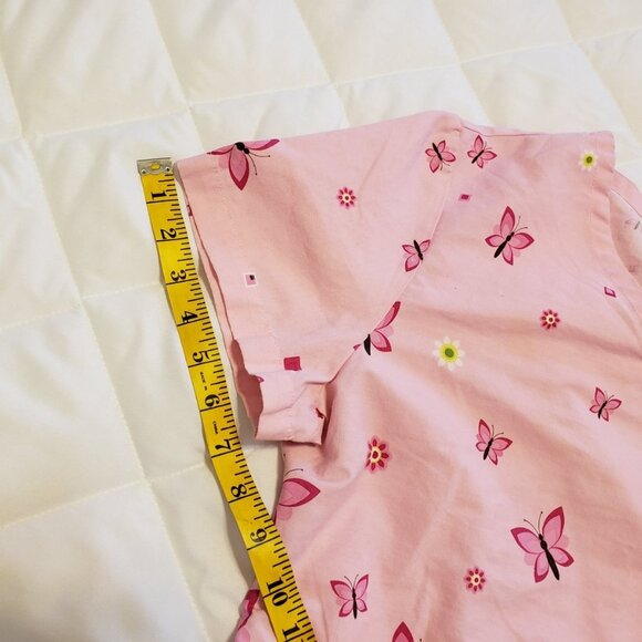 Small Scrub Top- Butterfly Pattern w/side pockets - Picture 8 of 8